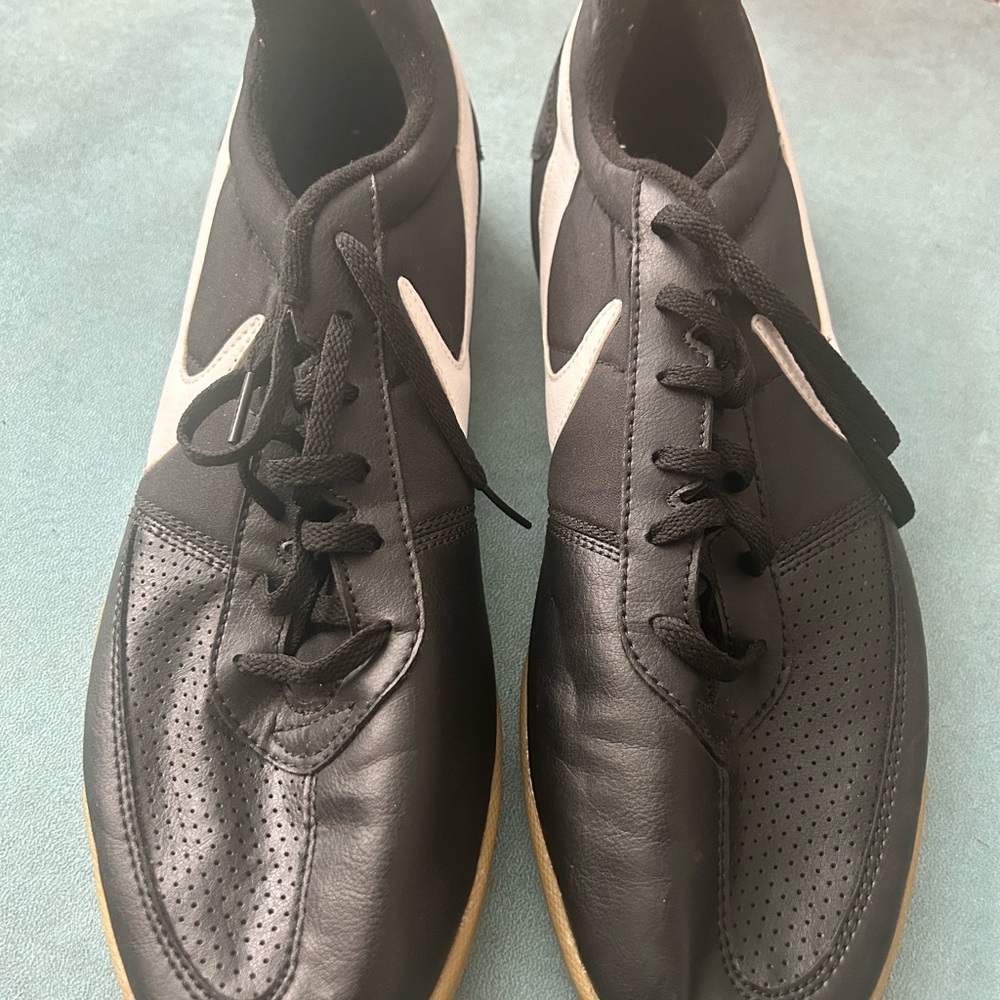 Nike Black and White Athletic Shoes